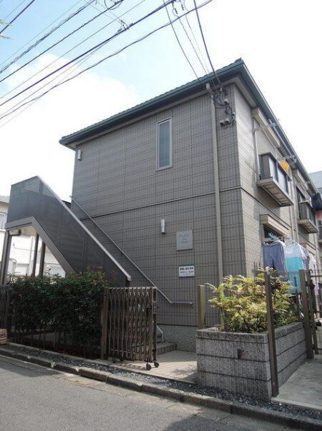 物件外観写真1　(きれいな外観。)