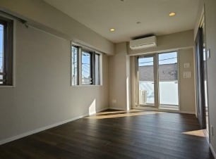 物件内観写真2　(11.4帖のきれいなLDK。)