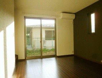 物件内観写真2　(10.1帖のきれいなLDK。)