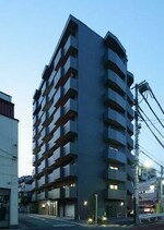 鉄筋コンクリート造のがっちりとした建物。