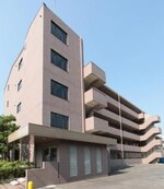 鉄筋コンクリート造のがっちりとした建物。