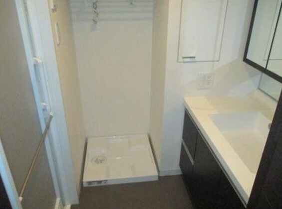 物件内観写真6　(嬉しい独立洗面台！)