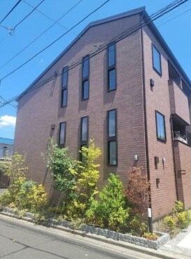 物件外観写真1　(綺麗な外観。)