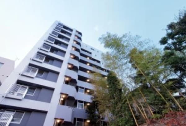 外観(鉄筋コンクリート造のがっちりとした建物。)