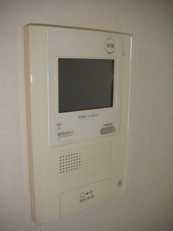 セキュリティ(モニター付きインターホン。)