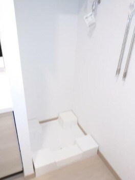 物件内観写真9　(室内洗濯機置き場。)