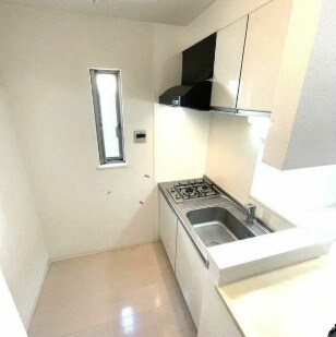 物件内観写真3　(システムキッチン。)