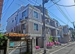 鉄筋コンクリート造のがっちりとした建物。