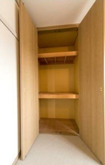 物件内観写真8　(収納スペース完備！)