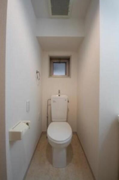 物件内観写真7　(バストイレ別！)