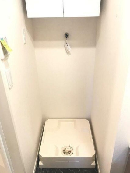 物件内観写真9　(室内洗濯機置き場。)