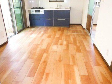 物件内観写真2　(7.5帖のきれいなDK。)