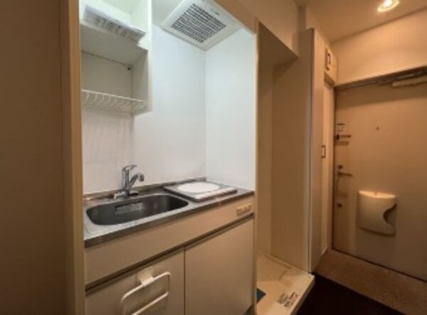 キッチン(IHクッキングヒーター。)