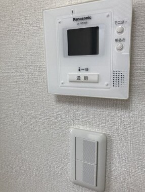 物件内観写真19　(モニター付きインターホン)