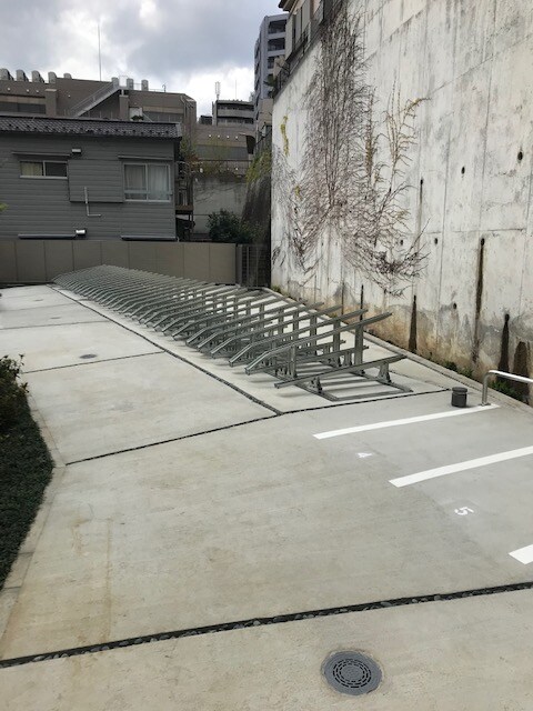 物件内観写真21　(駐輪場。)