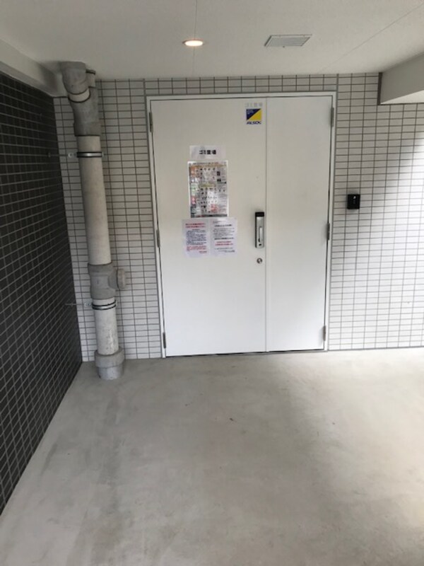 建物設備(ゴミ置場。)