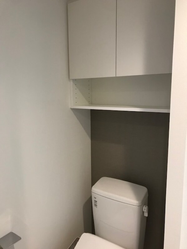 その他(トイレ内収納。)
