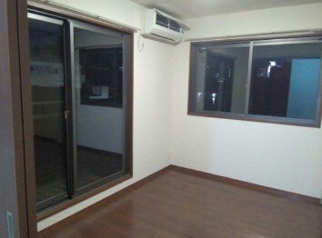 物件内観写真7　(きれいなフローリング。)