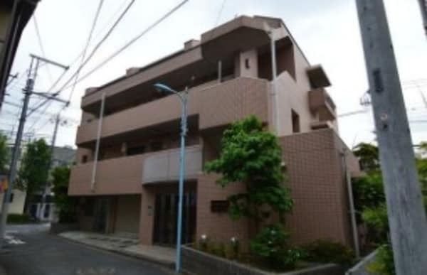 外観(鉄筋コンクリート造のがっちりとした建物。)