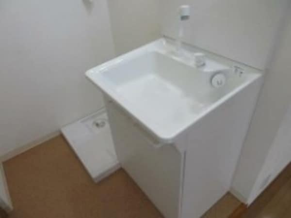 建物設備(室内洗濯機置き場。)