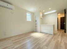 物件内観写真2　(10.5帖のきれいなLDK。)