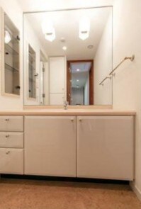 物件内観写真7　(嬉しい独立洗面台付き。)