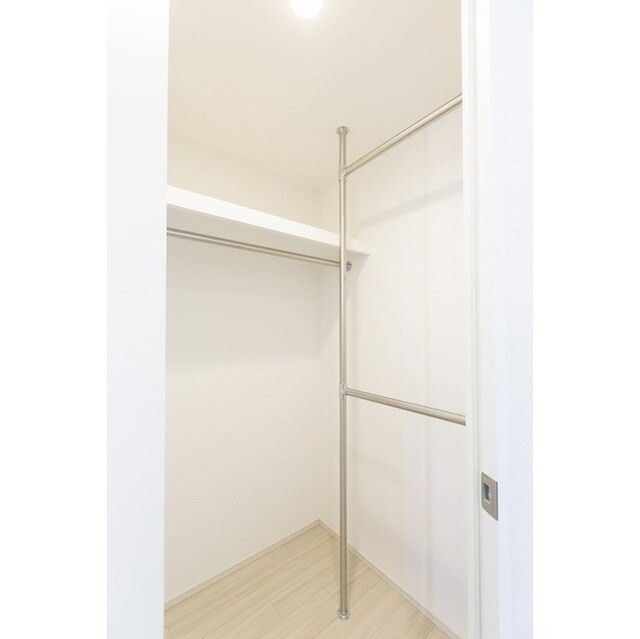 物件内観写真9　(ウォークインクローゼット)