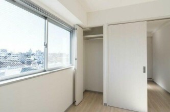 物件内観写真6　(クローゼット完備。)