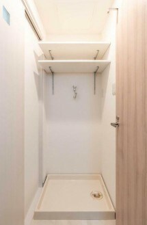 物件内観写真7　(室内洗濯機置場。)