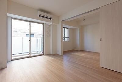 物件内観写真3　(12.2帖のきれいなLDK。)