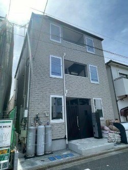 物件外観写真1　(新築！)