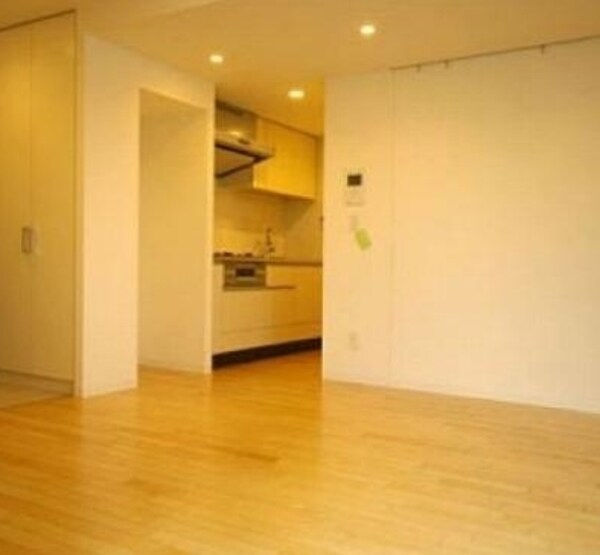 居室(9.6帖のLDK。)