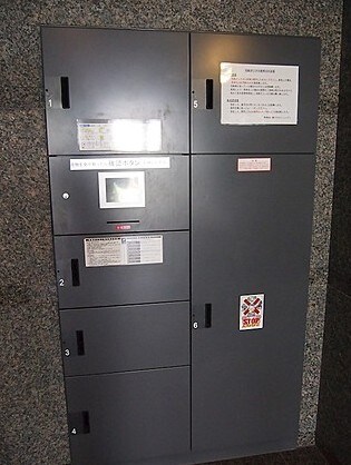 物件内観写真16　(宅配ボックス完備。)