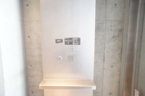 物件内観写真14　(オートロック付き。)