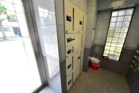 物件内観写真16　(宅配ボックス完備！)