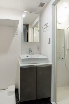 物件内観写真7　(嬉しい独立洗面台付き。)