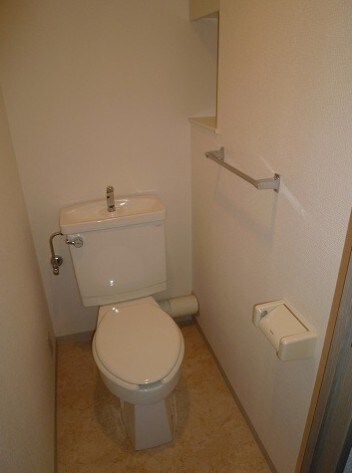 物件内観写真6　(バストイレ別。)