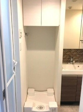 物件内観写真8　(室内洗濯機置き場。)