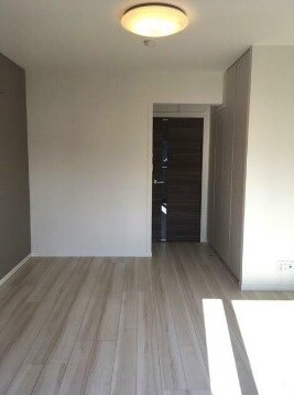 物件内観写真9　(きれいなフローリング。)