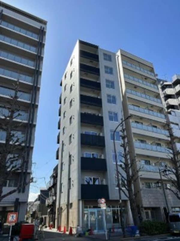 外観(鉄筋コンクリート造のがっちりとした建物。)