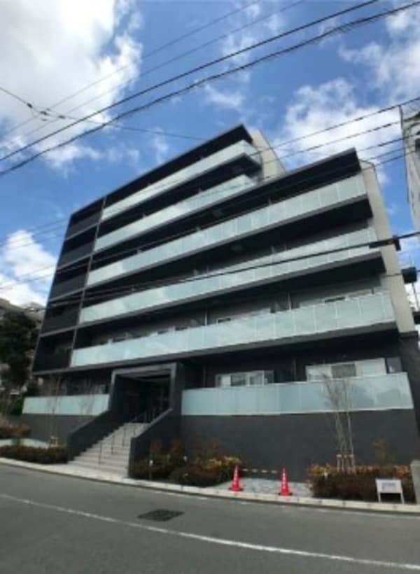 外観(鉄筋コンクリート造のがっちりとした建物。)