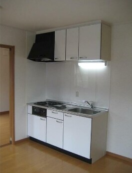 物件内観写真3　(システムキッチン。)