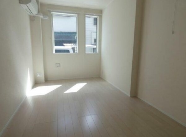 居室(10.6帖のきれいなLDK。)