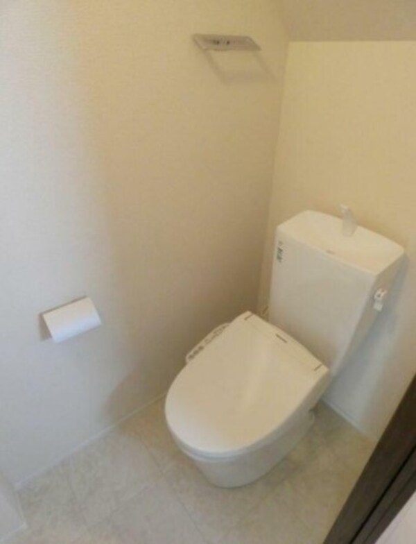 トイレ(温水洗浄便座。)