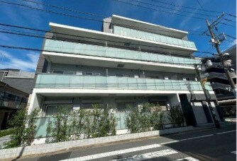 物件外観写真1　(落ち着いた雰囲気。)