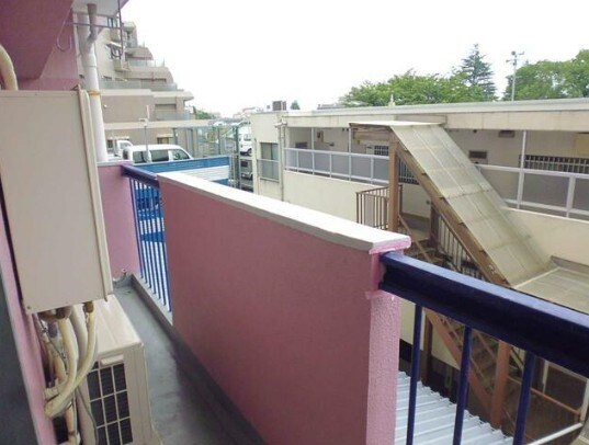 物件内観写真11　(南向きのバルコニー。)