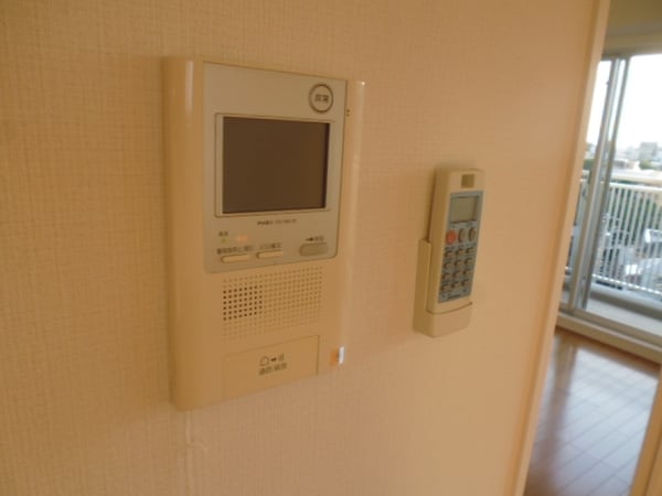 セキュリティ(モニター付きインターホン完備。)