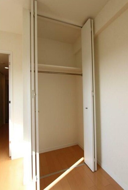 物件内観写真10　(クローゼット。)