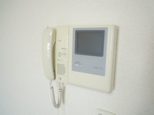 物件内観写真11　(TVモニター付オートロック。)