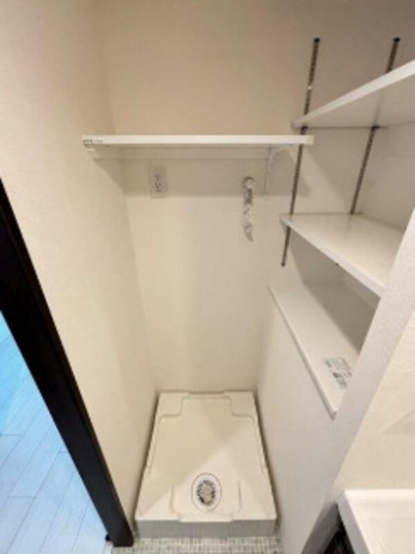 建物設備(室内洗濯機置き場。)
